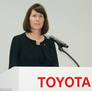 Đưa thuốc cấm vào Nhật, giám đốc truyền thông Toyota bị bắt